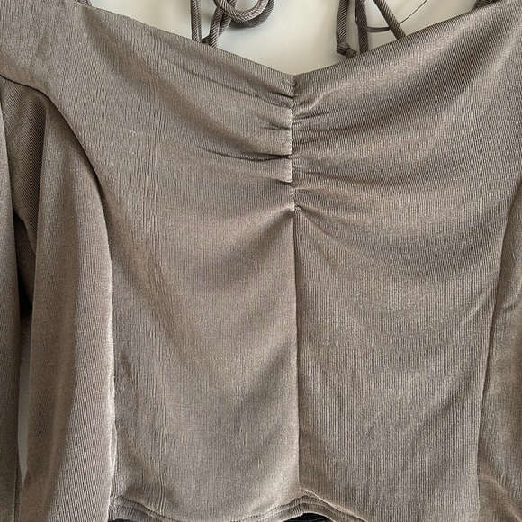 Cropped blouse - Picture 2 of 3